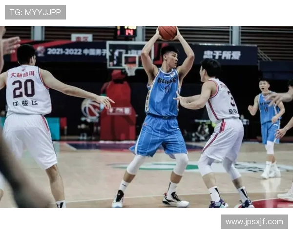 成都与杭州篮球队的耐力较量赛后分析与战术反思